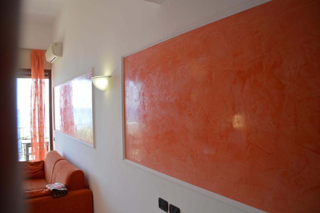 Riva Beach Apartment Riva Ligure Exteriör bild